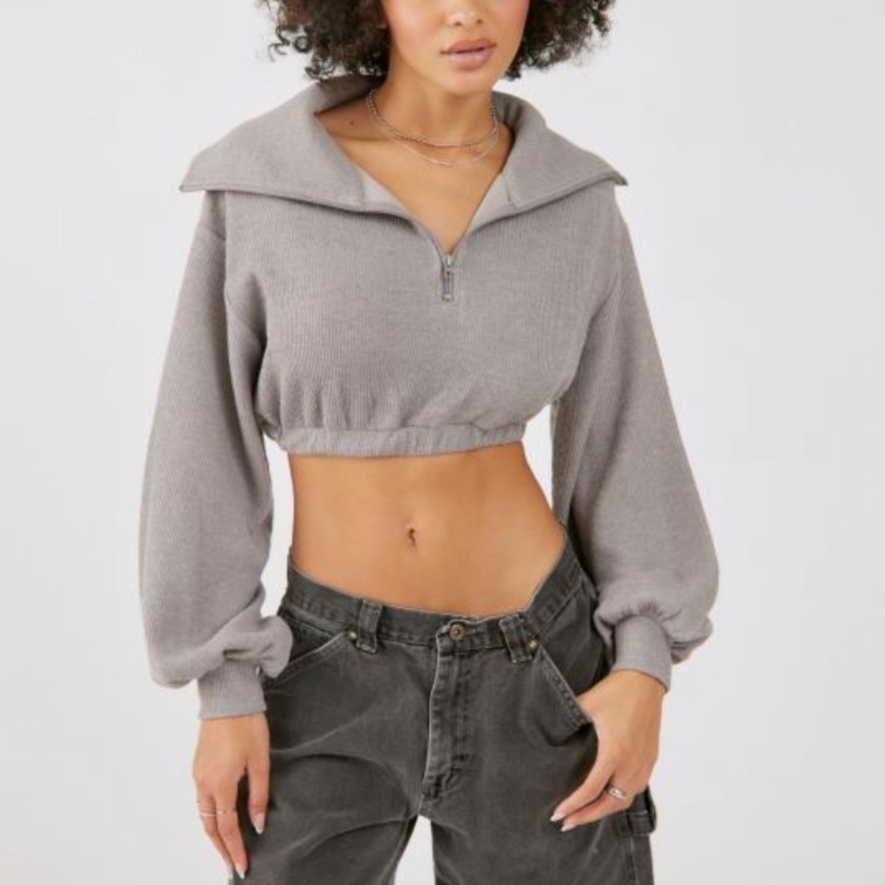 NWT Urban Outfitters BDG New Leaf Ribbed Cropped Pullover Sweater in Light Grey